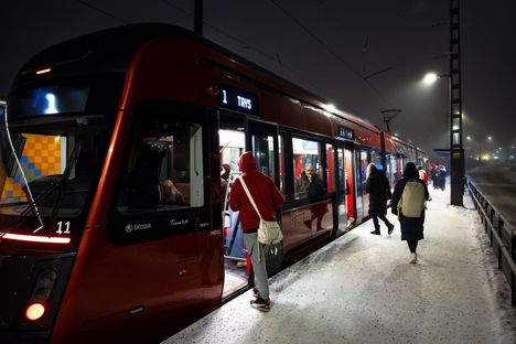 Tampereella kaivataan suoraa bussilinjaa Lentävänniemestä Taysiin