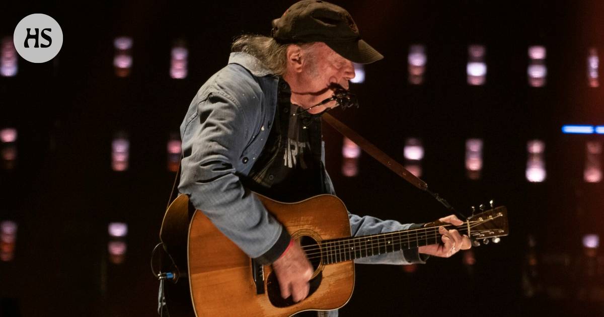 Neil Young changed his mind: he will perform at giant festivals in Britain