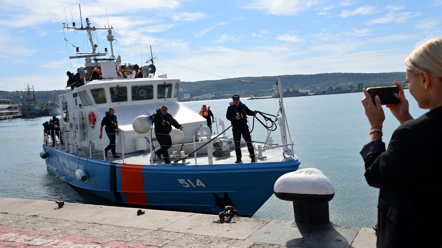 Bulgaria | Drones sank a vessel off the Bulgarian coast in the Black Sea; crew missing
