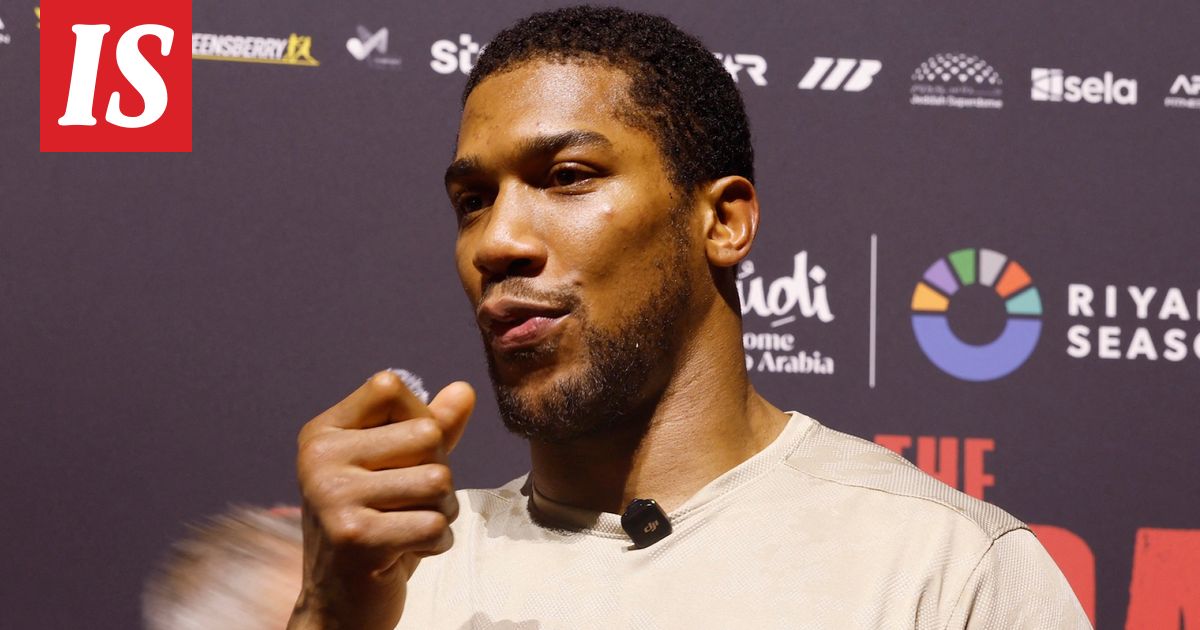Anthony Joshua trở lại võ đài sau bi kịch mất người thân trong tai nạn ô tô