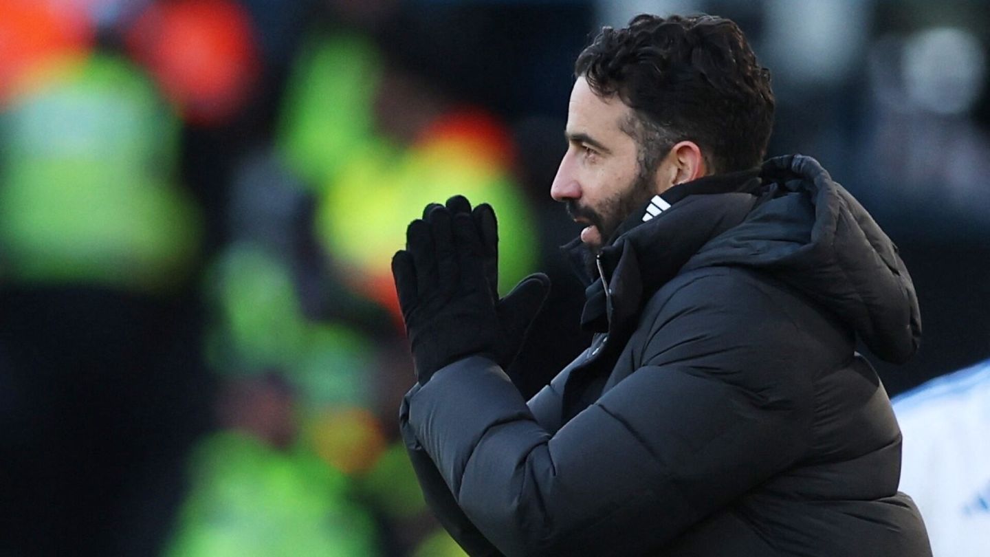 Jalkapallo | Manchester United antoi potkut päävalmentajalle