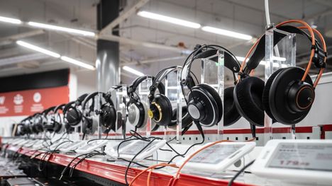 Woltin virtuaalikauppa haastaa perinteisten elektroniikkaketjujen toimintamallia. 