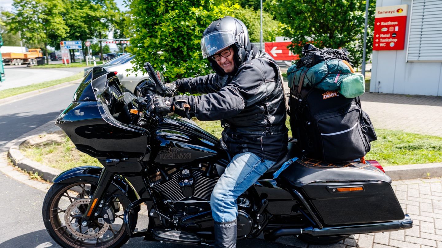 Economic Rage: German Motorist Speaks His Mind in Under a Minute