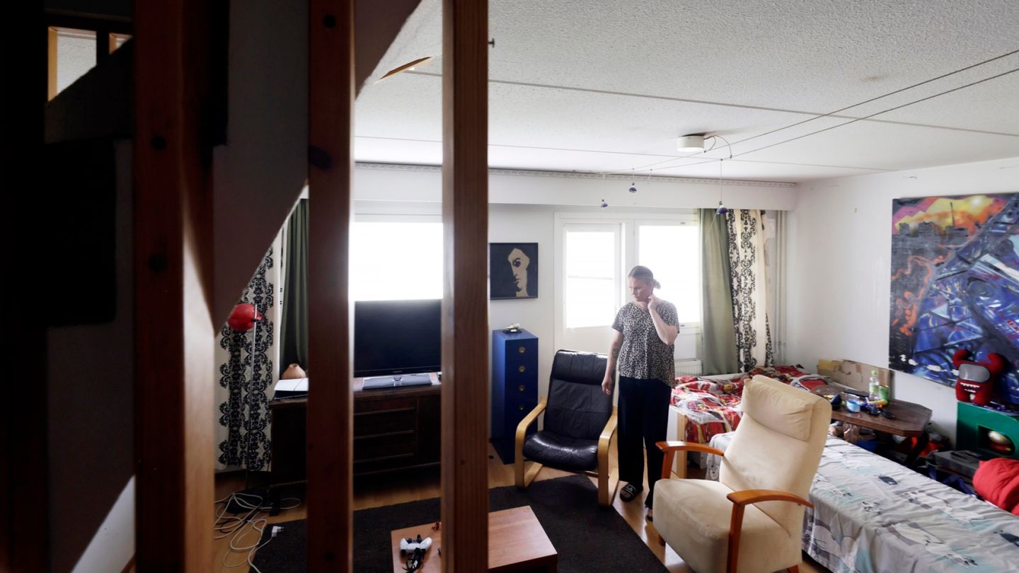 Housing: Heka Orders Mari Salmelan to Renovate 35-Year-Old Apartment and Move Out