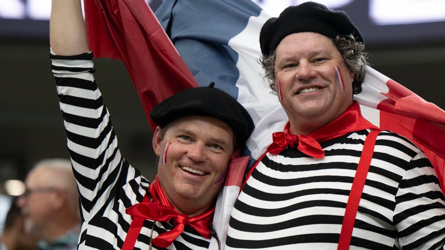 World Cup semifinal's subdued atmosphere raises questions