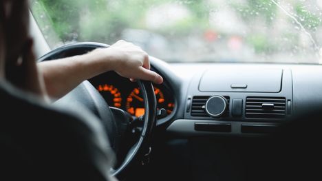 Autossa voi syttyä joskus muukin kuin rattiraivo.