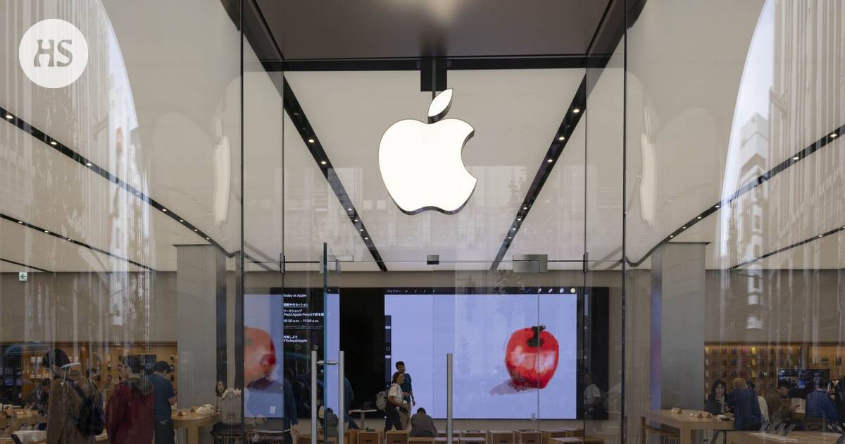 Apple’s profit decreased, turnover increased