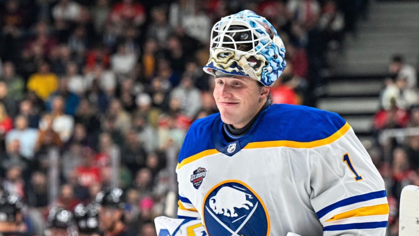 Jääkiekko | NHL-maalivahti Ukko-Pekka Luukkonen loukkaantui