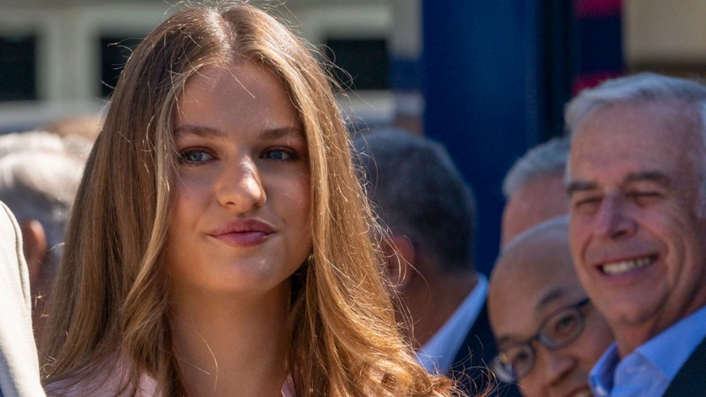 Prinsessa Leonor, 20, aloitti yliopistossa – kampuksella otettiin käyttöön erityinen turvajärjestelmä