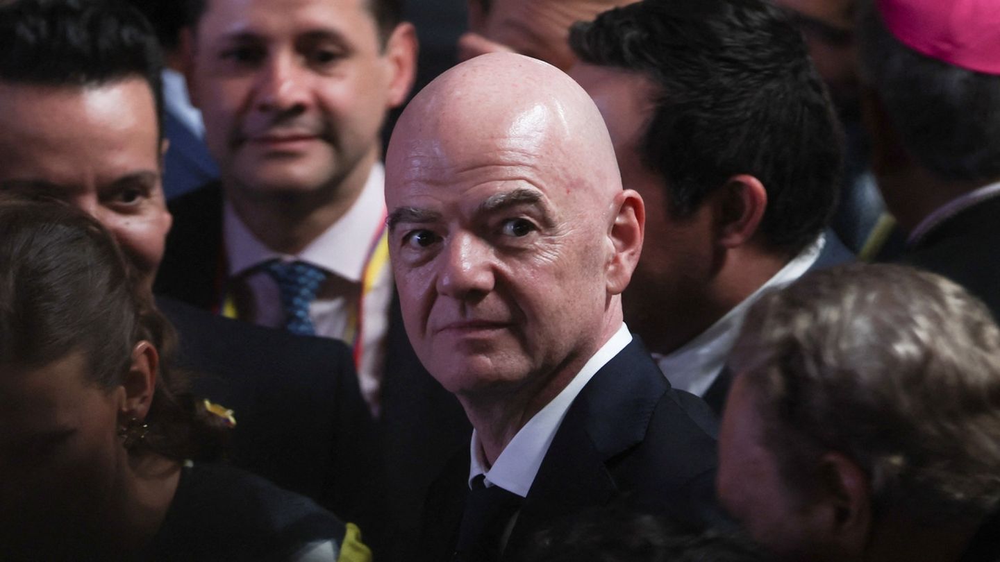 FIFA fires critic of commercial rights sale; Norway calls it 'leadership by fear'