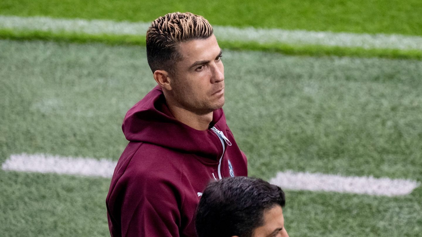 Cristiano Ronaldo ovet paukkuen ulos maajoukkueesta
