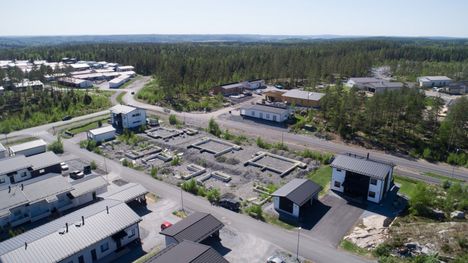 Korkojen lasku helpottaa asuntovelallisten elämää jopa tuhansilla euroilla vuodessa. Kuvassa Harjuniityn asuinaluetta, josta Nokian kaupunki luovutti tänäkin syksynä omakotitontteja.