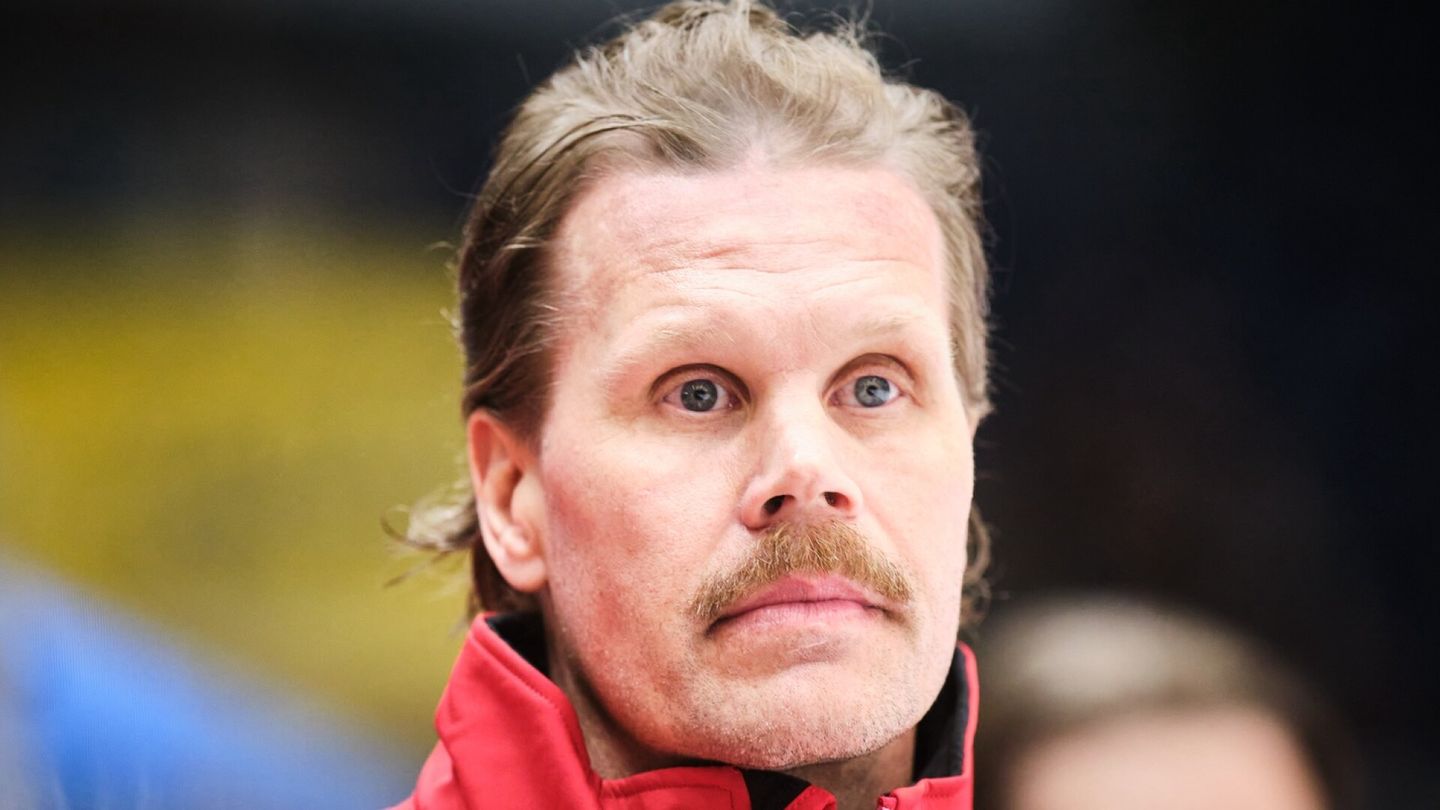 Jääkiekko | Olli Jokinen otti ensimmäisen voittonsa HIFK:n pää­valmentajana – ratkaisu­maali syntyi viime hetkellä