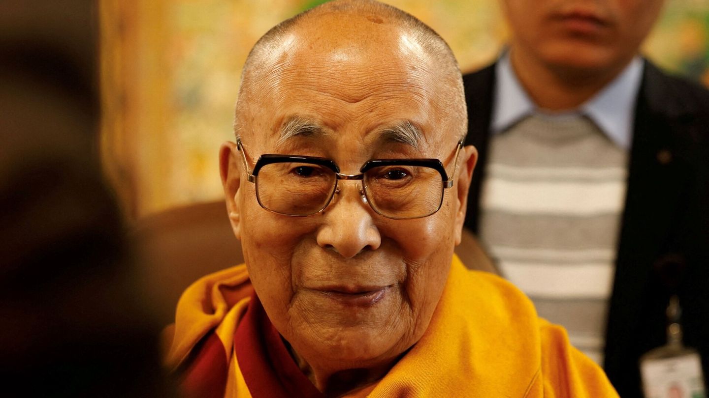  Dalai-lama: Seuraajani syntyy Kiinan ulkopuolella