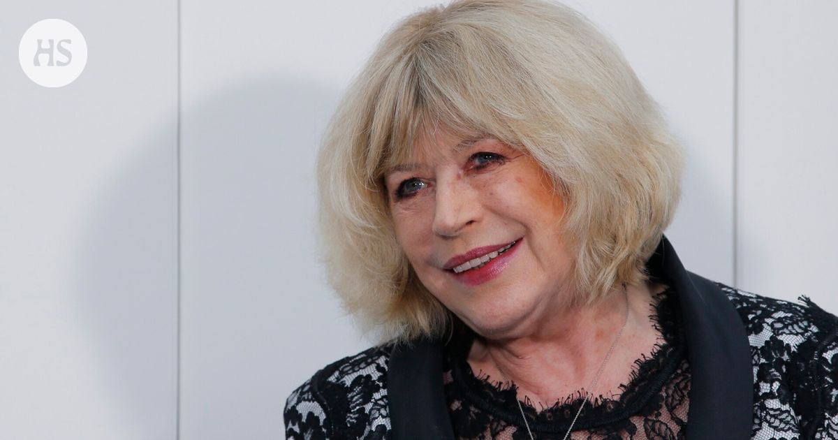 Singer Marianne Faithfulll is dead