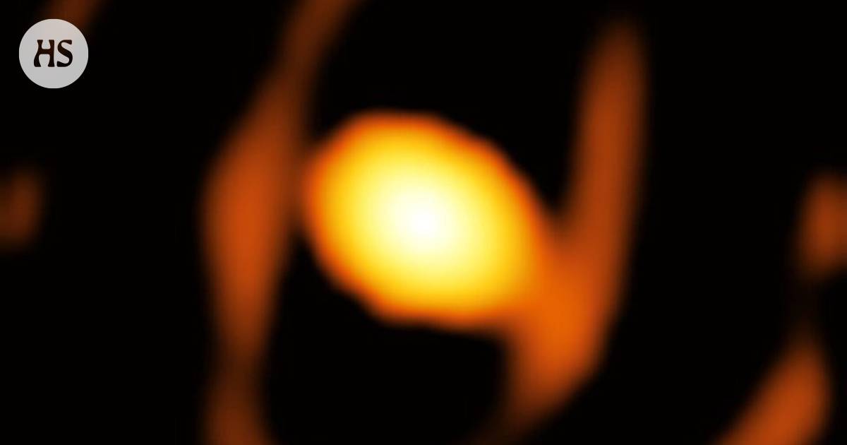 The close-up shows a dying star outside our own galaxy