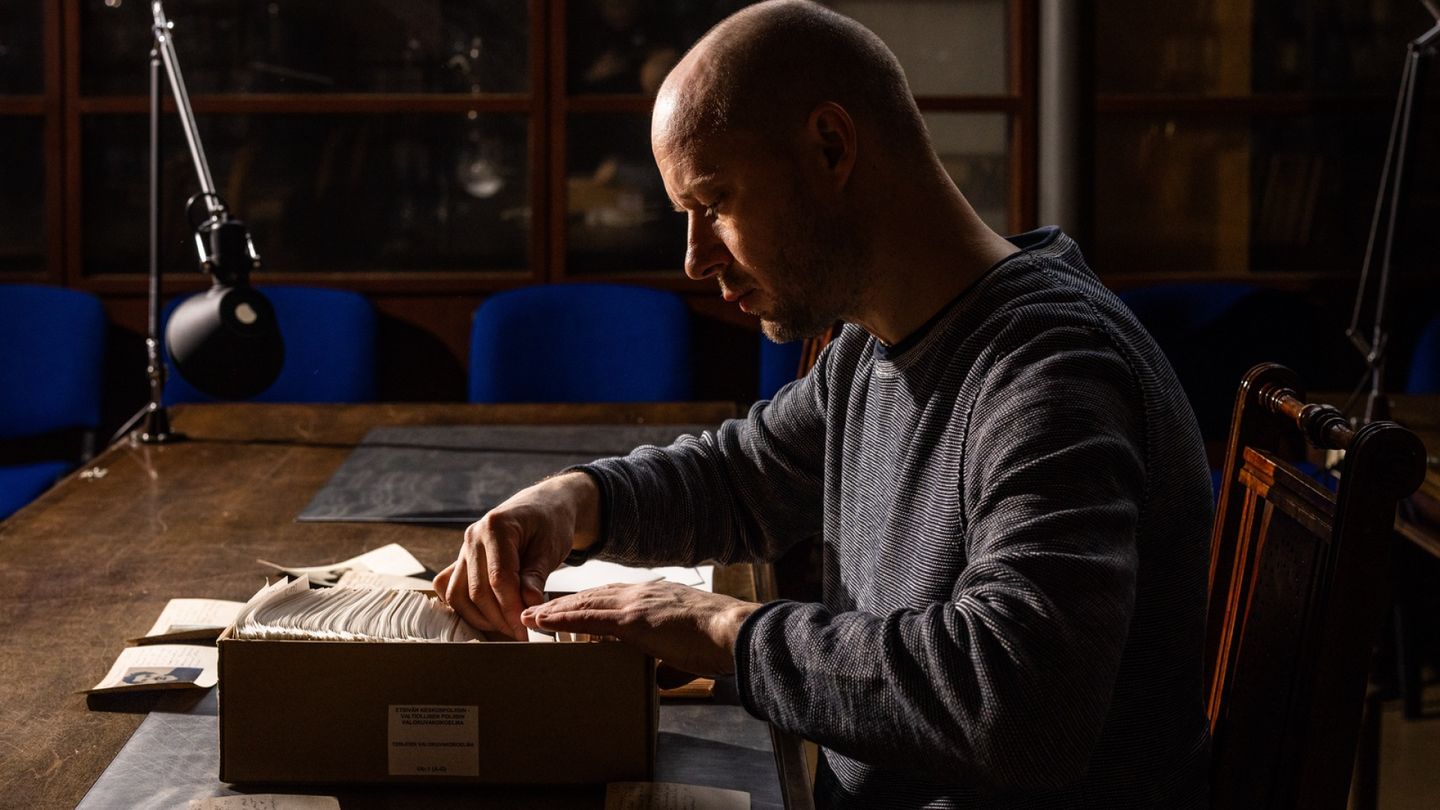 Finland's historians, journalists fear extended secrecy on historical documents