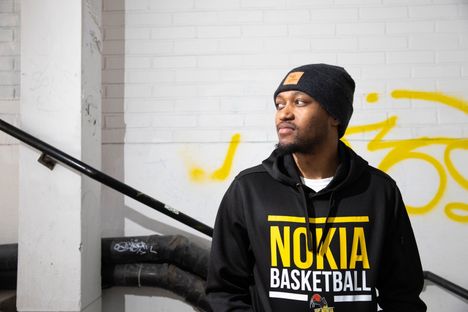 Kahron Ross pelaa BC Nokian paidassa toista kauttaan. Viimeksi nokialaiset jäivät pudotuspeleistä. Tänä vuonna ääni on ollut kellossa erilainen.