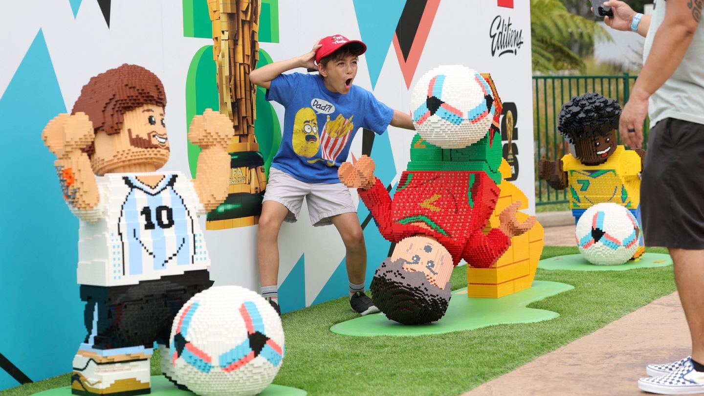 Lego Bricks Hot: Company Reports 21% Revenue Growth