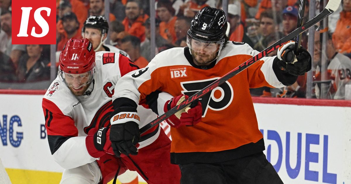 Carolina Hurricanes teki NHL-historiaa pudotuspeleissä – Rasmus Ristolaisen kausi ohi