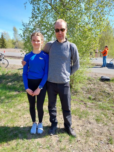 Maija Harju ja valmentaja Juha Kinnunen.