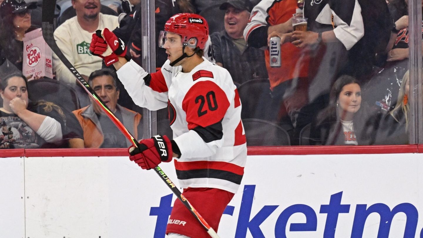 Sebastian Aho nöyryytti ruotsalaispuolustajaa – McDavid hurjassa vireessä