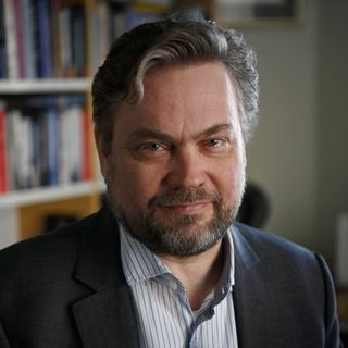 Poliittisen historian professori Juhana Aunesluoma.