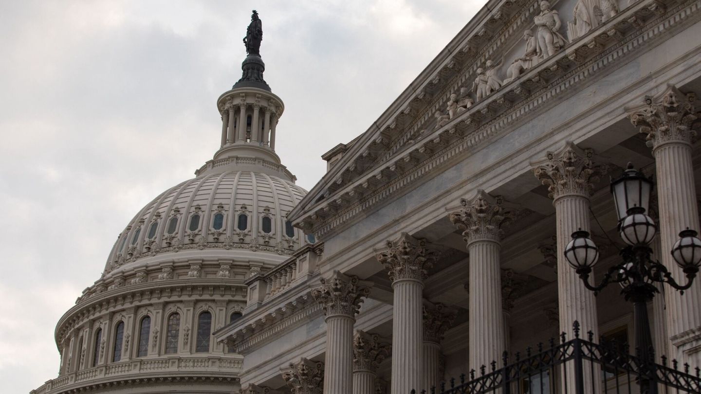 Yhdysvallat | Senaatti otti askelen kohti hallinnon sulun lopettamista