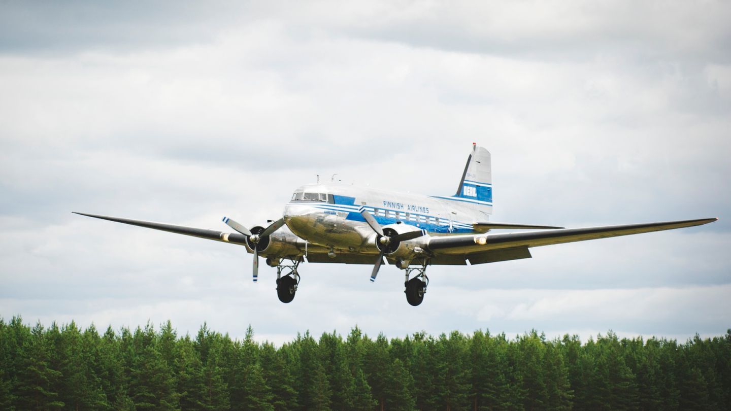 Finland's Famous Veteran DC-3 Aircraft Grounded This Summer Due to Technical Issues