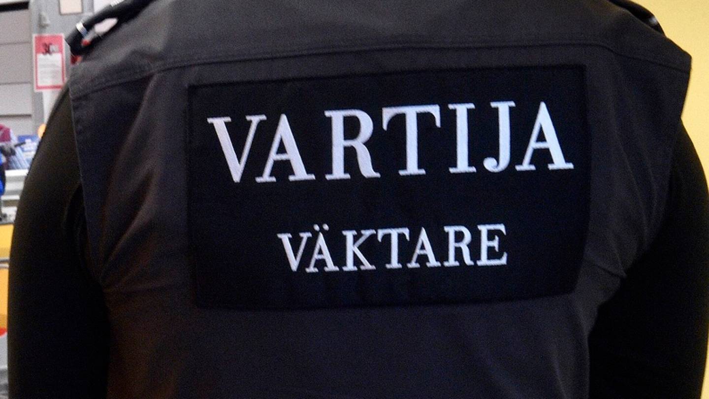  Lähikaupan vartija lupasi hakea ostoslistan tavarat äidilleni