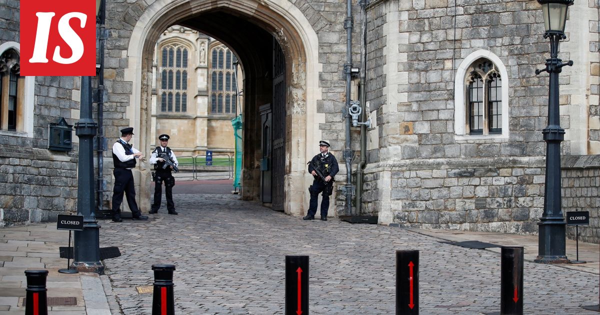 Brittikuninkaallisten vartijat tekivät jotain outoa työajall