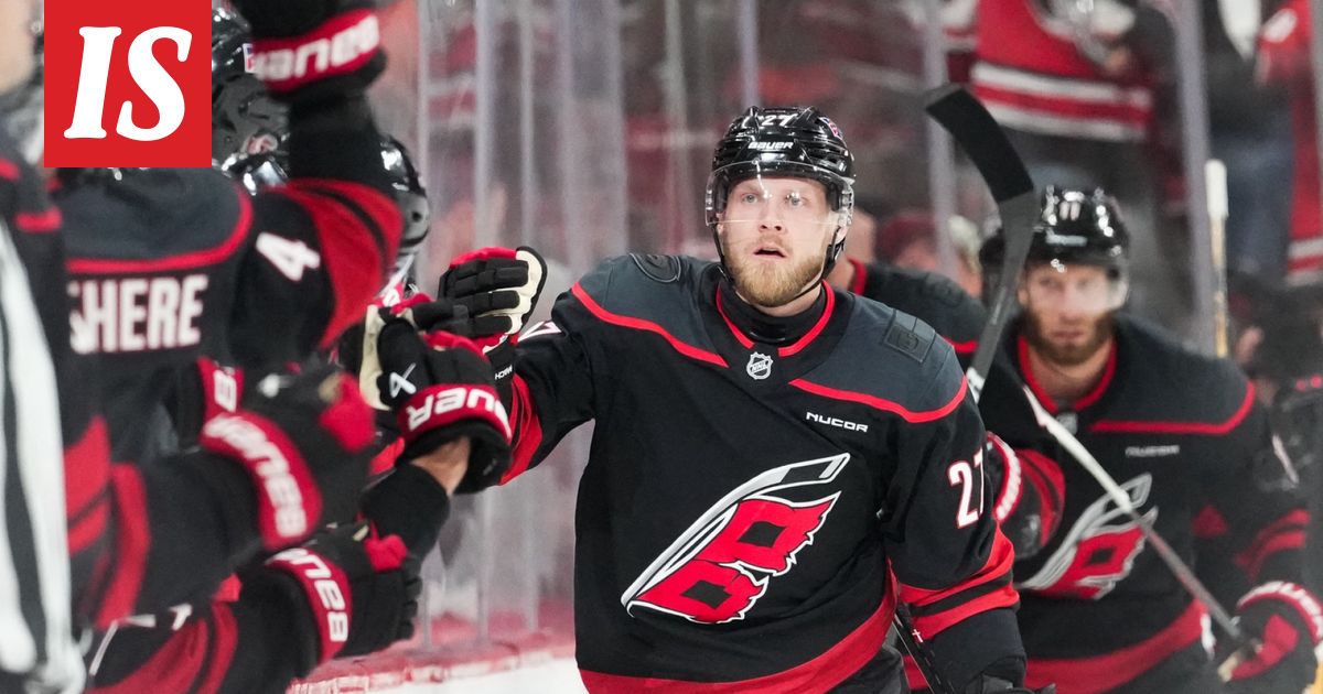 Carolina Hurricanes voitti jatkoaikatrillerin – Sebastian Aholle kovaa kritiikkiä USA:ssa