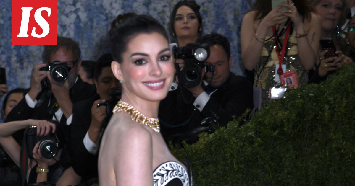 Anne Hathaway ottaa kantaa väitteisiin kasvojenkohotuksesta – ”Täytyi kertoa totuus”