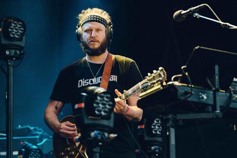 Laulaja ja lauluntekijä Justin Vernon on vetänyt Bon Iver -yhtyettään vuodesta 2006.