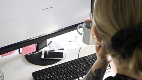Etätyökäytännöt herättävät kysymyksiä kesätyöläisissä.