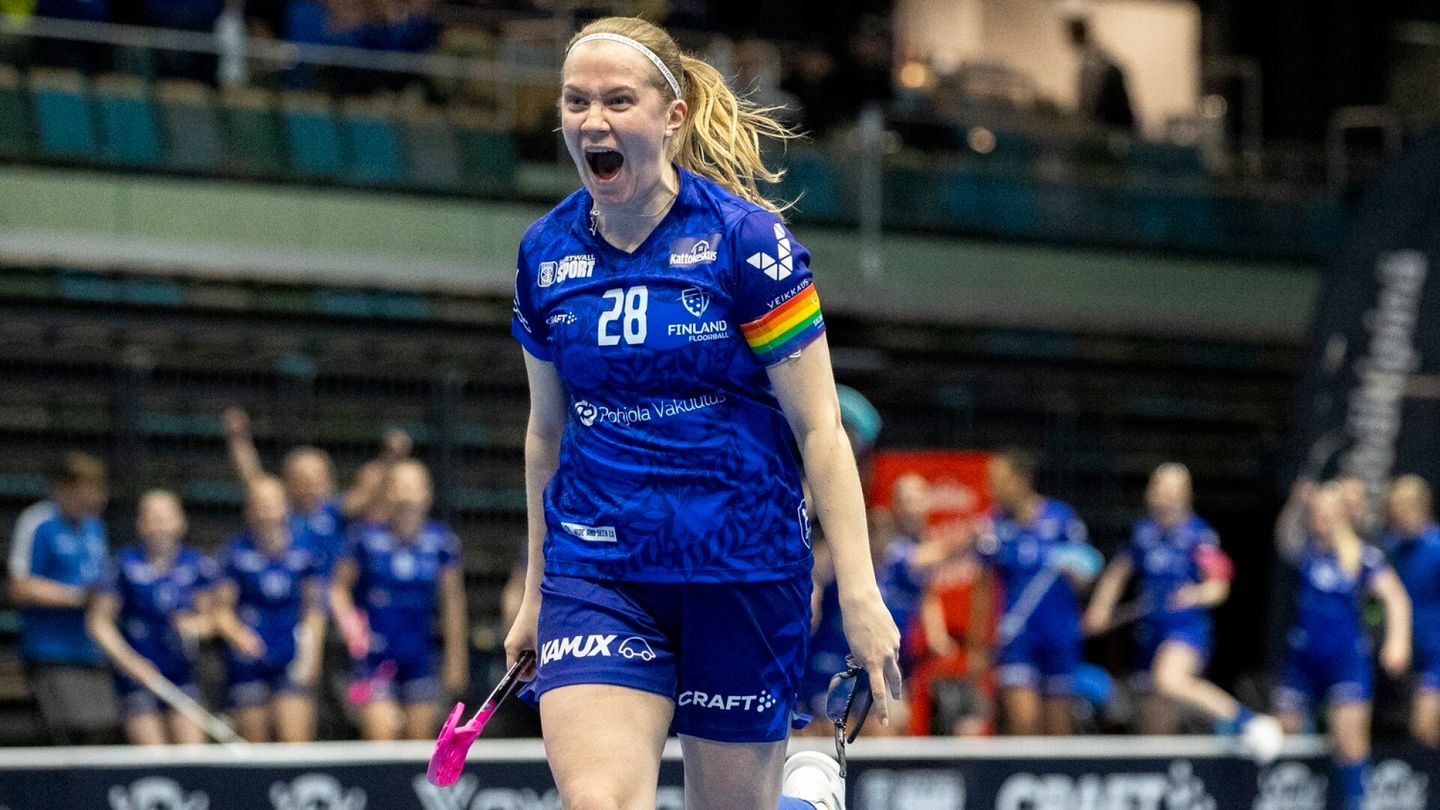 Salibandy | Suomen naiset haluavat pisteen 24 vuoden korpivaellukselle