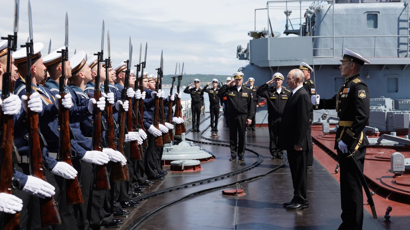 Russia threatens retaliation over seized ships