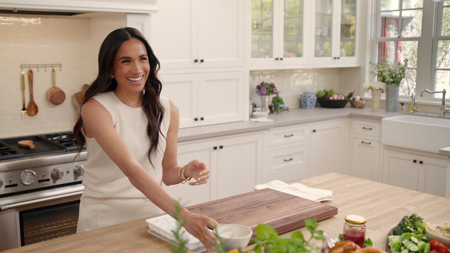 Yhdysvallat | Harry ja Meghan allekirjoittivat sittenkin uuden sopimuksen Netflixin kanssa