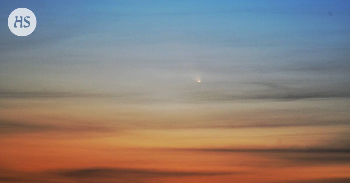 Many people thought that the scrap of the plane was a rare comet: This is what the comet really looked like in the sky of Helsinki