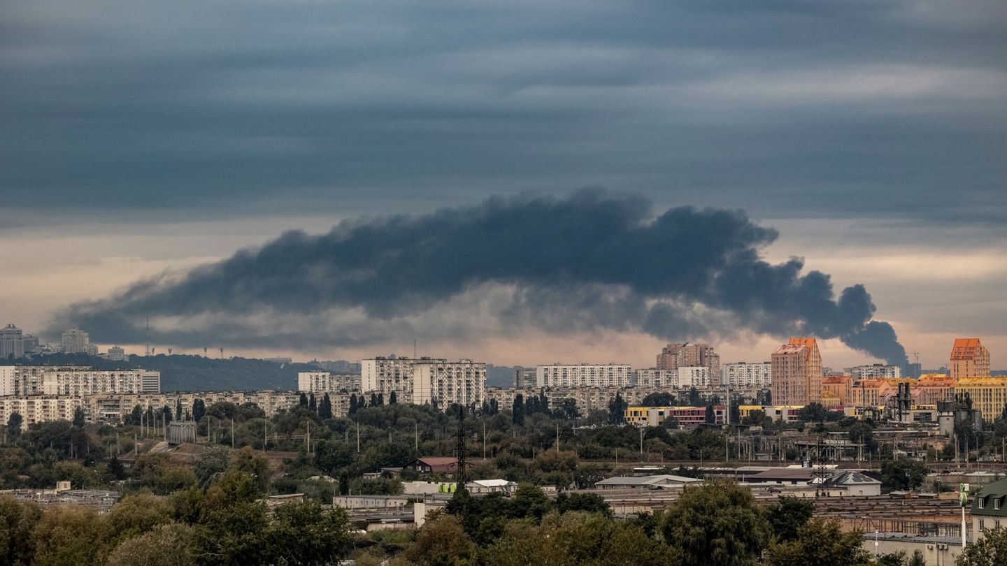 Ukrainan sota | Venäjä iski Ukrainaan 12 tuntia kestäneessä ilma­iskujen sarjassa