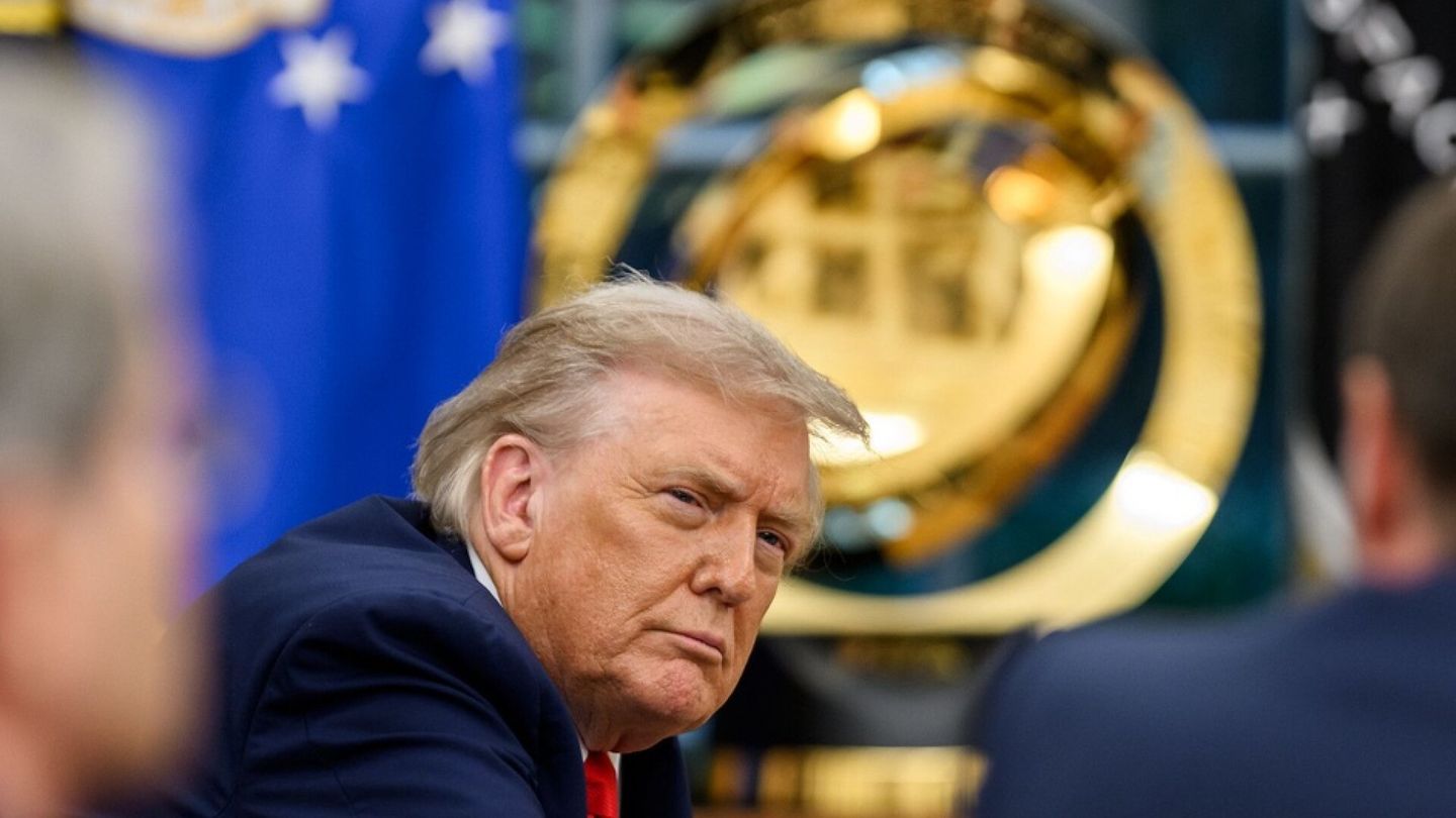 Jalkapallo | Donald Trump väitti omineensa MM-pokaalin – Fifa: Ei pidä paikkansa