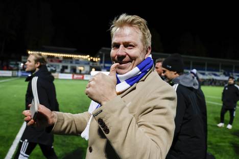 This year, Aki Riihilahti will not be able to celebrate the championship for the first time since 2019.