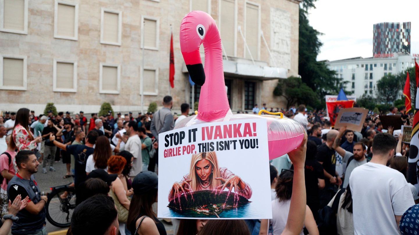 Albanians protest Kushner's luxury hotel project on protected coast