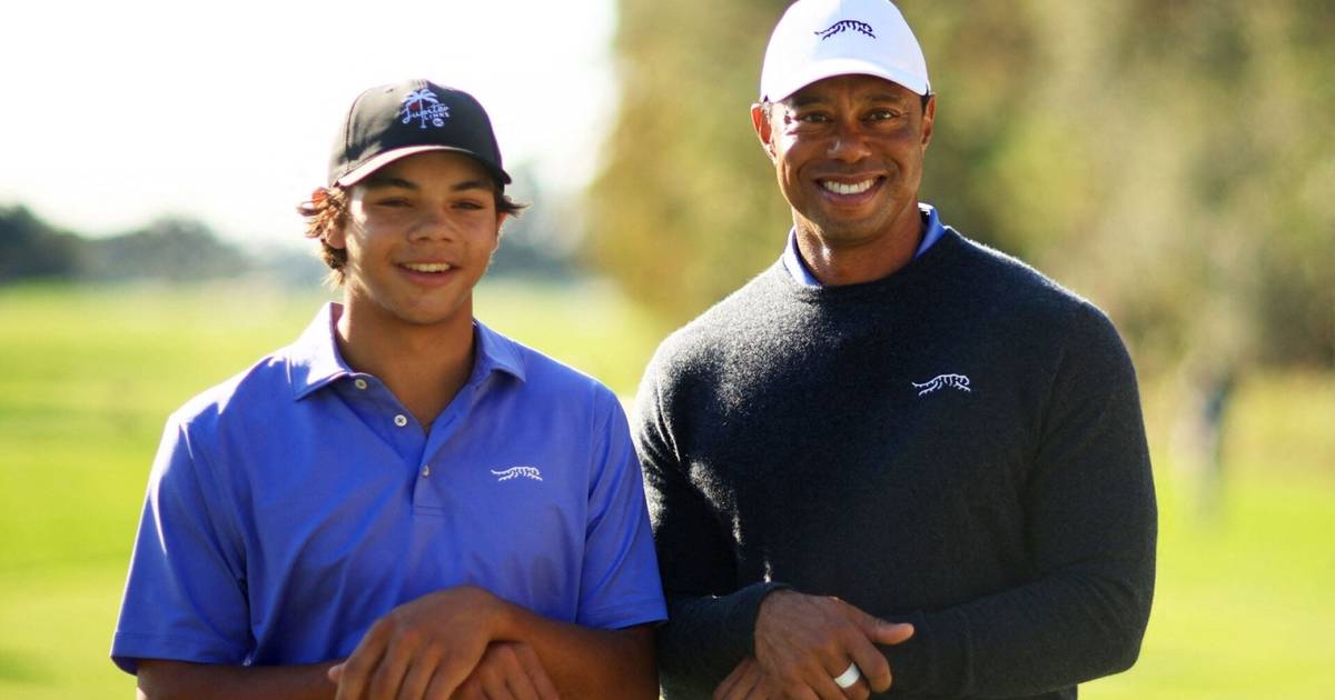 This is how Tiger Woods instructs his 15-year-old son