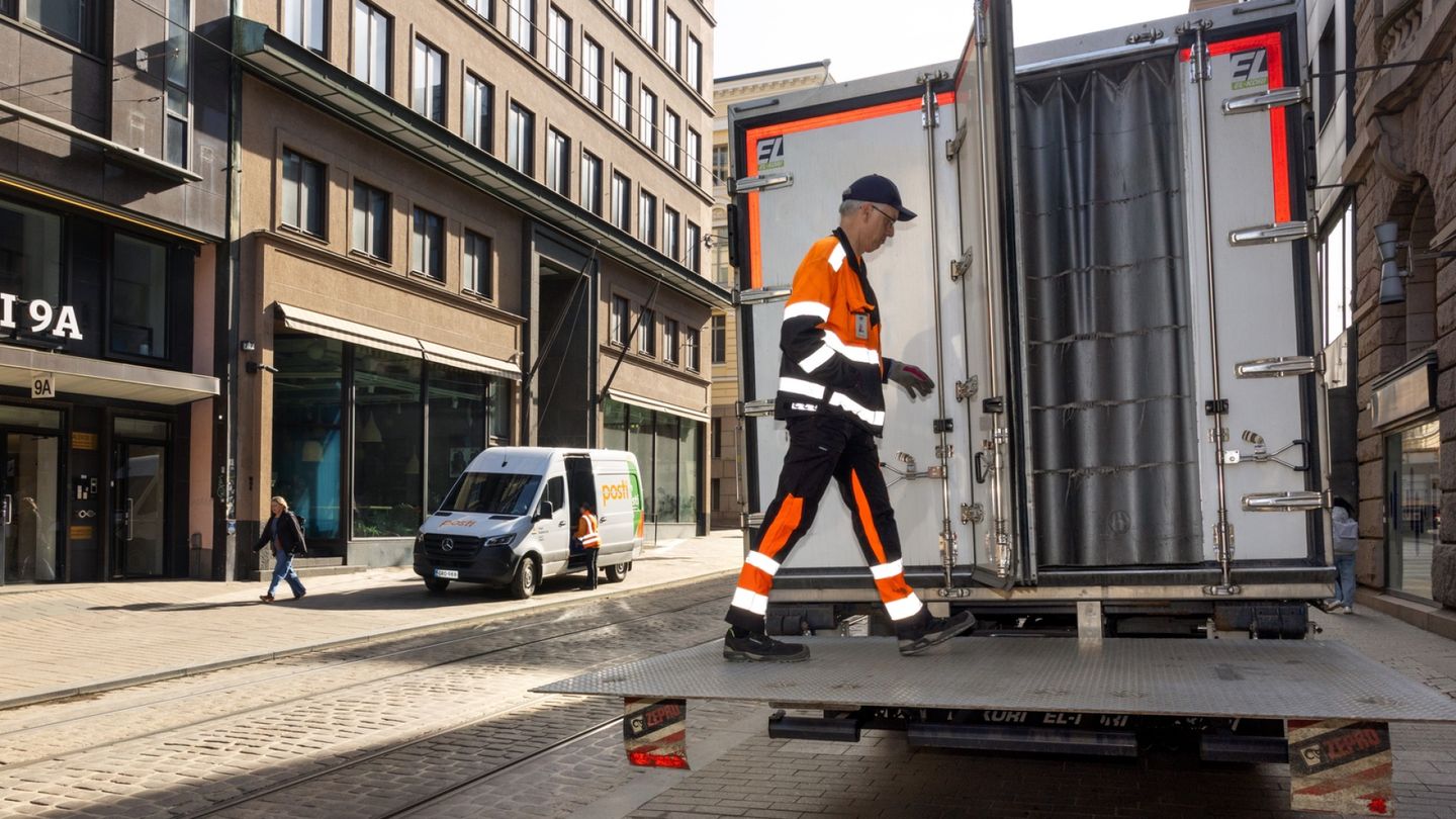 Helsinki's 90 Million Euro Service Tunnel Remains Largely Empty