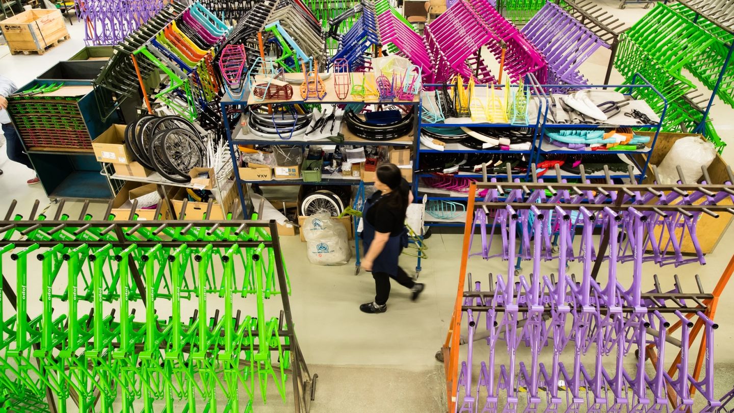 Finnish bicycle market collapses to historic low