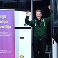 ”Mahdollisuus äänestää vaalibussissa lähellä kotia on saavutettavuusasia, mutta tuohan tällainen erikoisuus myös näkyvyyttä vaaleille”, vs. kirkkoherra Mikko Sulander sanoo ja kannustaa äänestämään.