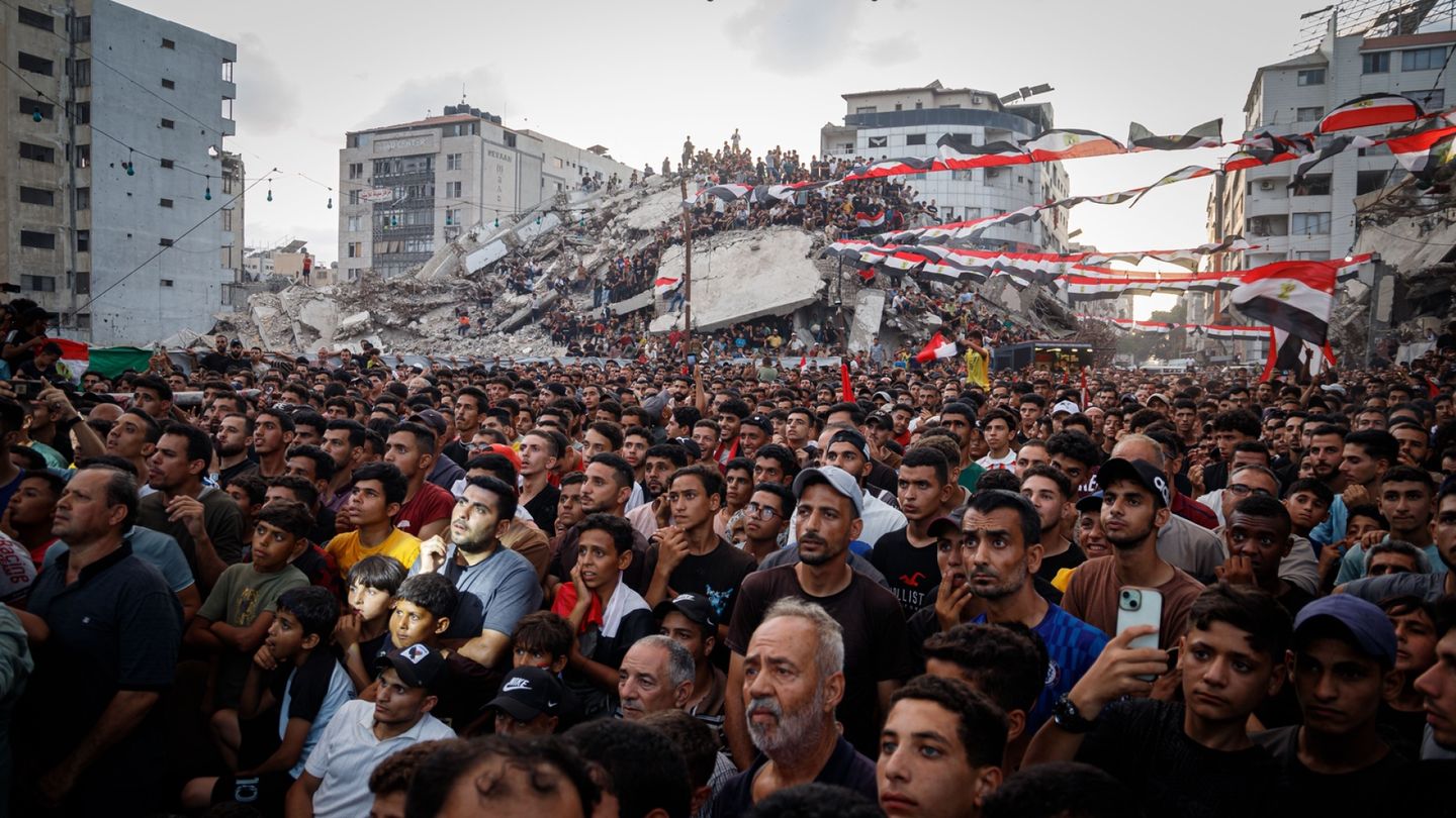 Aid Worker Organizing World Cup Viewings Killed in Israeli Strike in Gaza