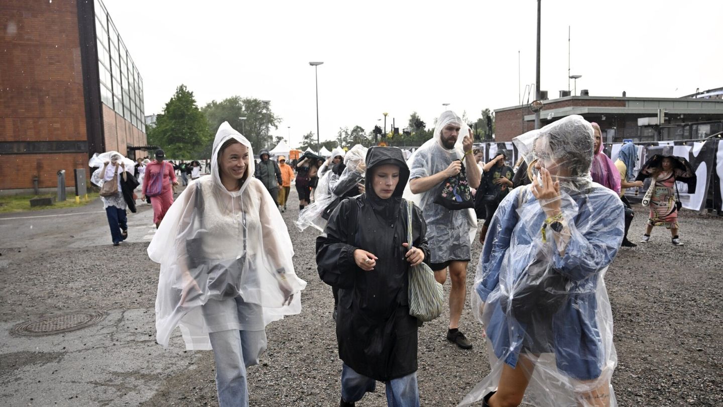 Sää | Viikonlopun festarikävijöiden kannattaa varustautua sadetakeilla