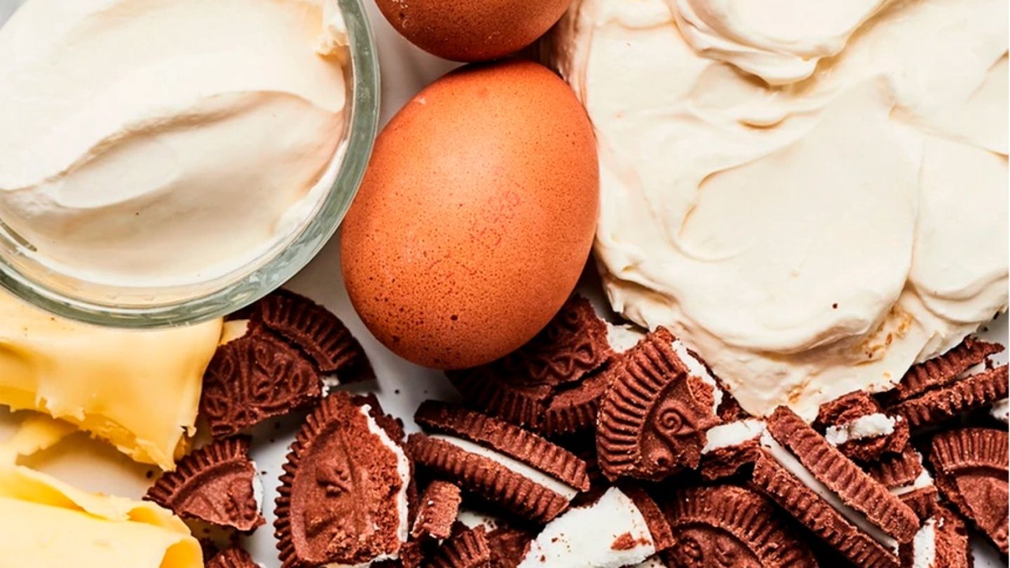 Effortless Mint Chocolate Cheesecake Recipe for Spring Festivities